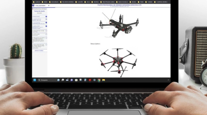 curso-drones-online-ordenador-700x390 ordenador con curso de drones online